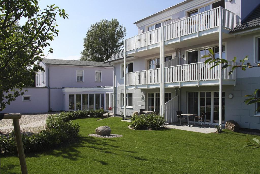 Aparthotel Saatmann Garni Ahrenshoop Εξωτερικό φωτογραφία